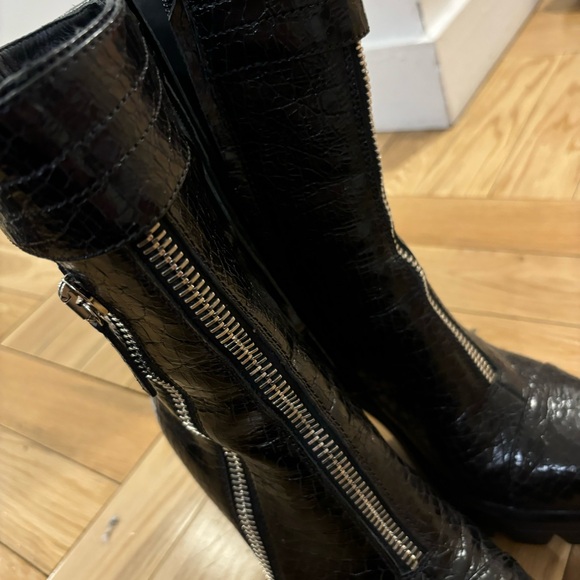 Giuseppe Zanotti Women's Gintonic Croc Embossed High Heel Platform Booties - Picture 6 of 10